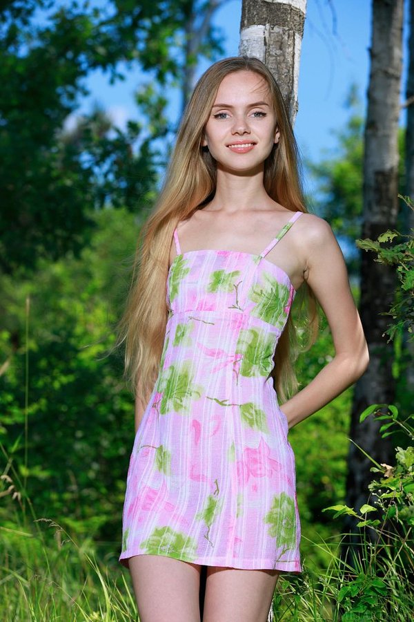 Катя, 23
